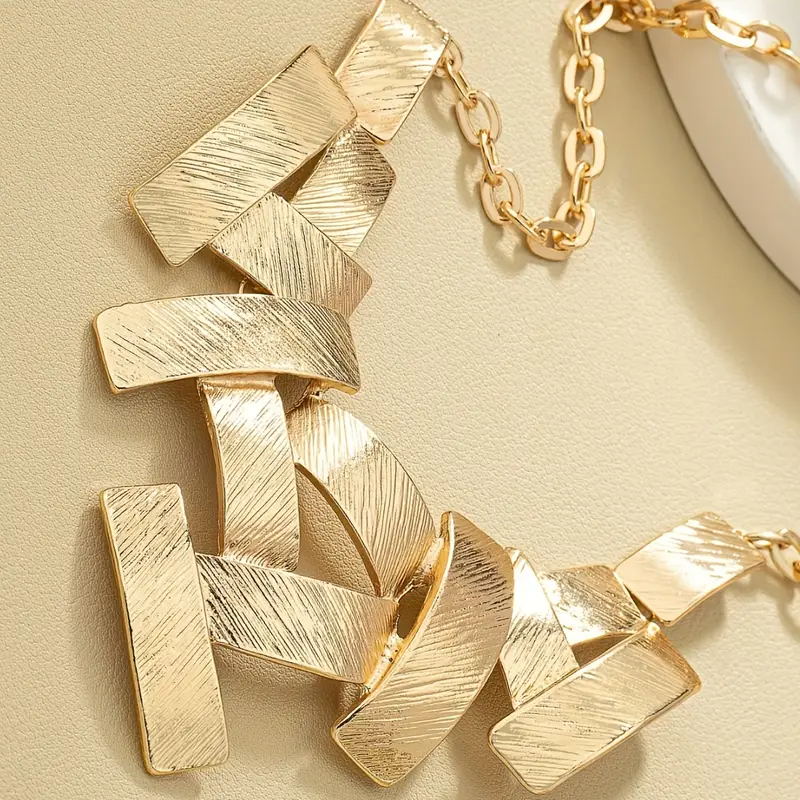 Angular Statement Choker Necklace - Image 4