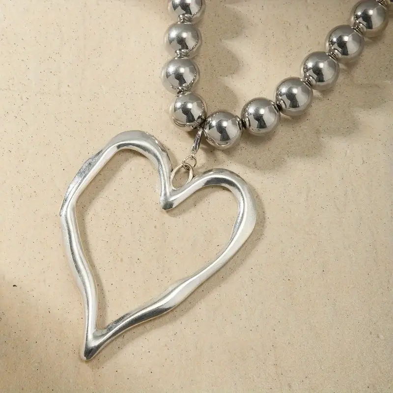 Bold Heart Pearl Necklace - Image 4