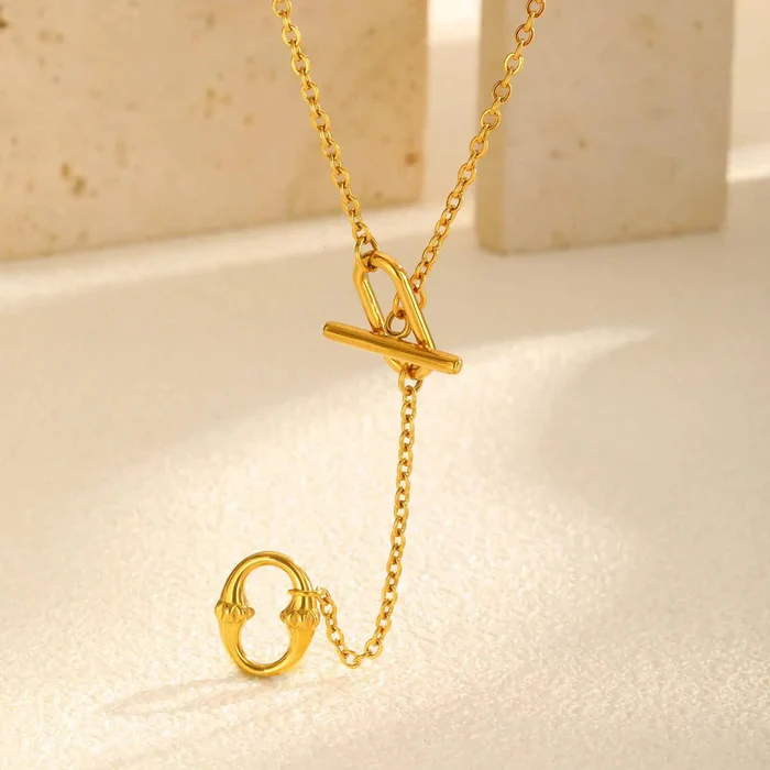 Modern Toggle Chain Necklace - Image 4