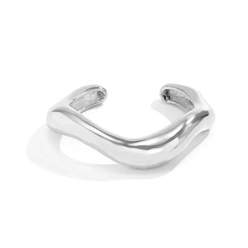 Irregular Chunky Wave Bracelet - Image 5