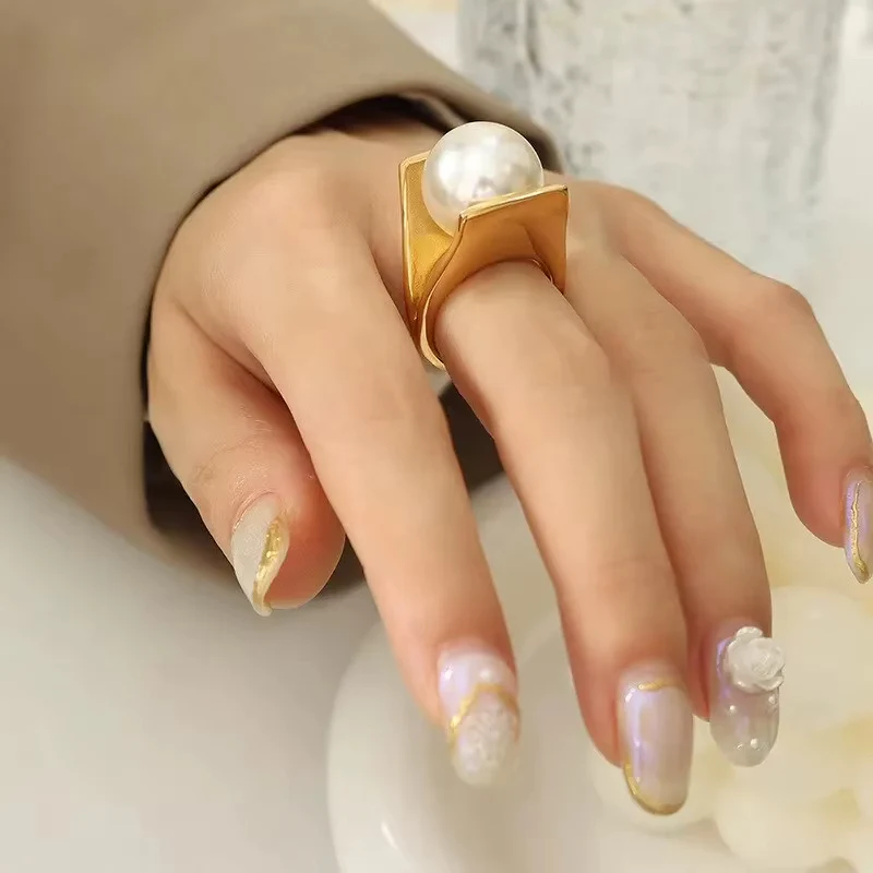 Y Shaped Pearl Ring - Image 3